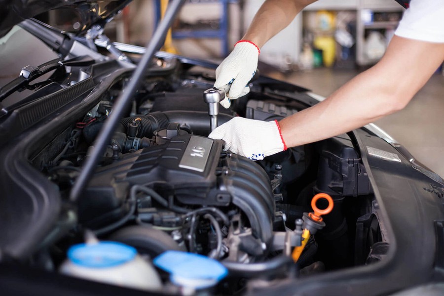 Car Transmission Fluid Flush Process Explained for Modern Automatic and Manual Vehicles